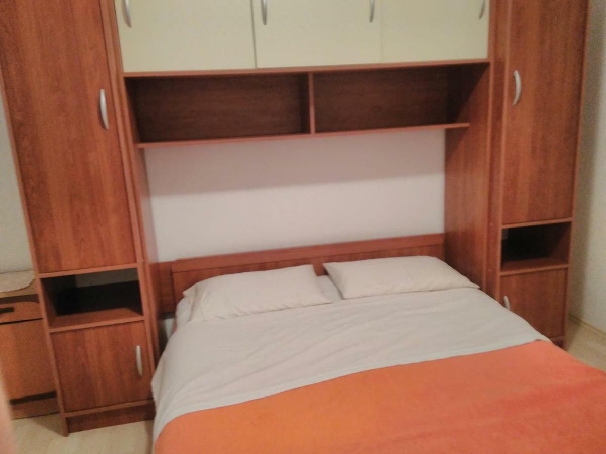 Apartmani Marija Pašman Exterior foto